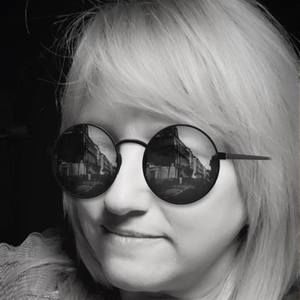 Meet your Posher, Phyllis